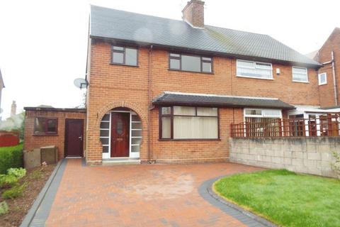 3 bedroom semi-detached house to rent, Saltersford Lane, Alton, Stoke-On-Trent