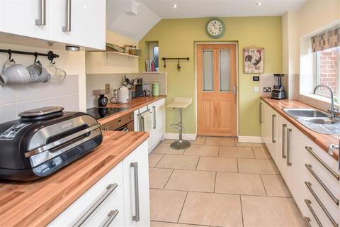 25 Ash Lane, Appleton, Warrington, WA4 3DD