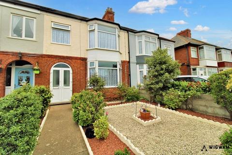 3 bedroom terraced house for sale, North Road, Withernsea, HU19