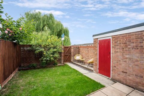 3 bedroom terraced house for sale - Tubbs Close, Grove