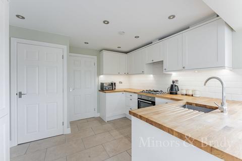9 Bengeys Road, Necton, Swaffham, PE37 8LZ