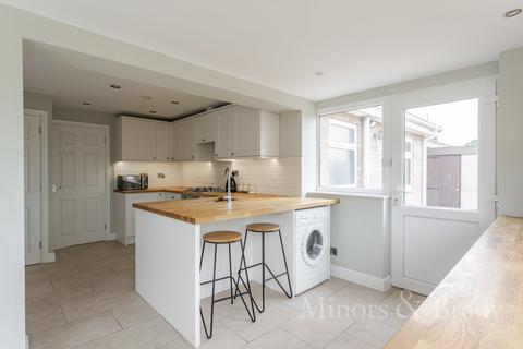 9 Bengeys Road, Necton, Swaffham, PE37 8LZ