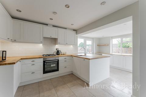 9 Bengeys Road, Necton, Swaffham, PE37 8LZ