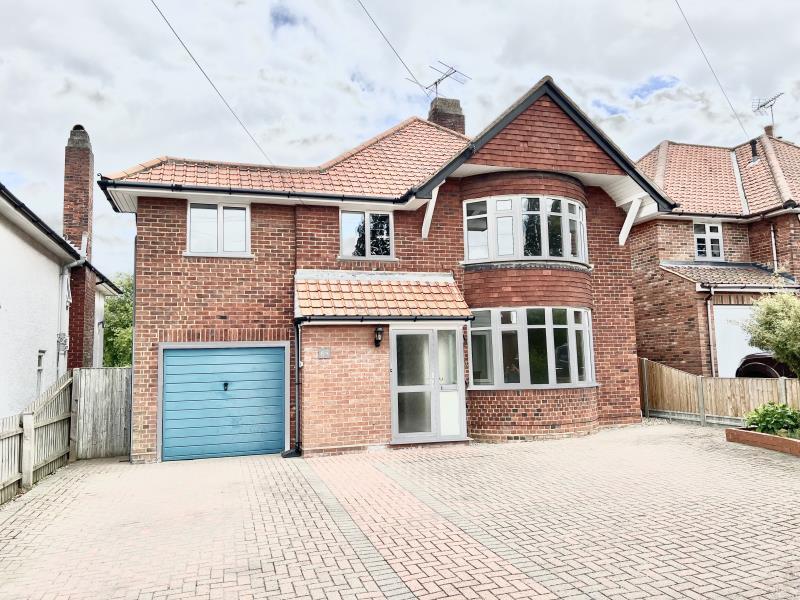 Cheltenham Avenue Ipswich Suffolk IP1... 5 bed detached house £1,500
