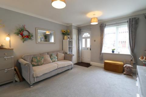 38 Elveden Close, Luton, LU2 7FF