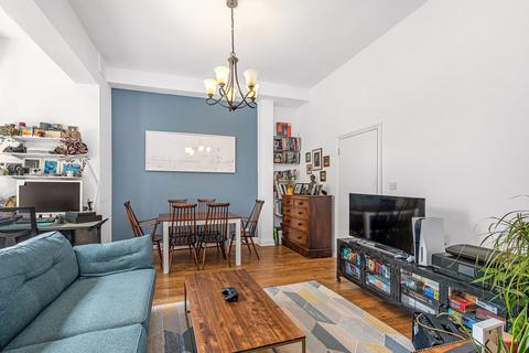 Flat A, 22 Rodway Road, Bromley, BR1 3JL