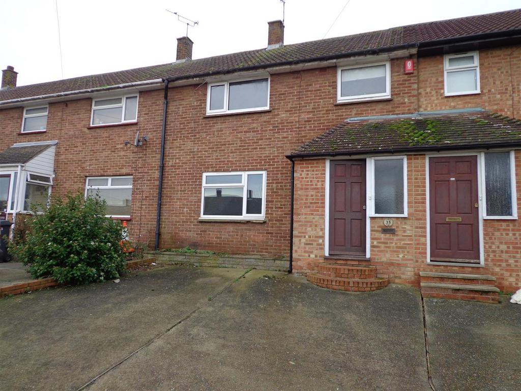 P1049 Shipman Avenue 3 bed house share £1,400 pcm (£323 pw)
