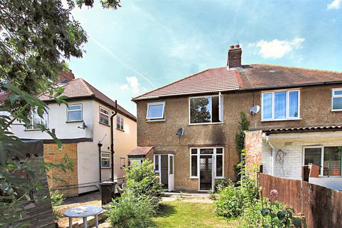 28 Bulstrode Gardens, Hounslow, TW3 3AJ