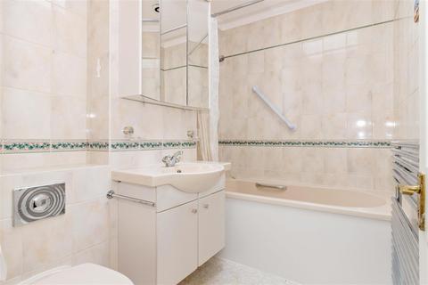 11 Ashfold Avenue, Worthing, BN14 0AP