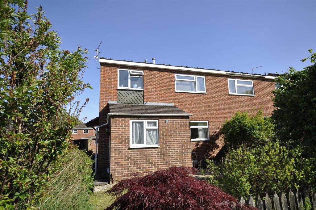 Hillfield St Marks Cheltenham 3 bed house £1,200 pcm (£277 pw)