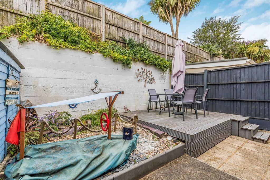 Flat 1, 25 Studland Road , Alum Chine-Small-Portic