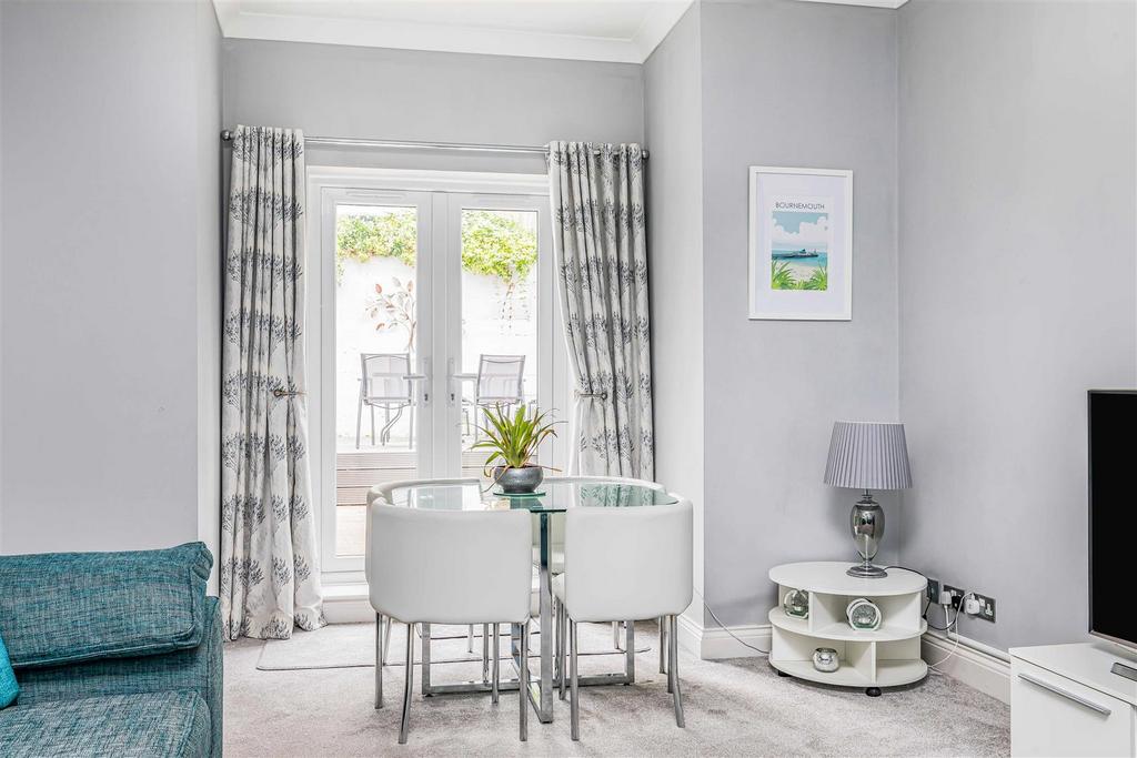 Flat 1, 25 Studland Road , Alum Chine-Small-Portic