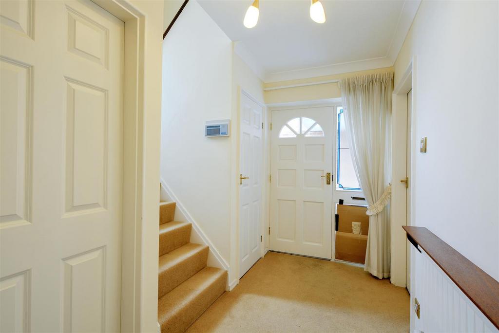 Ullswater Crescent, Bramcote, Nottingham 4 bed detached house for sale
