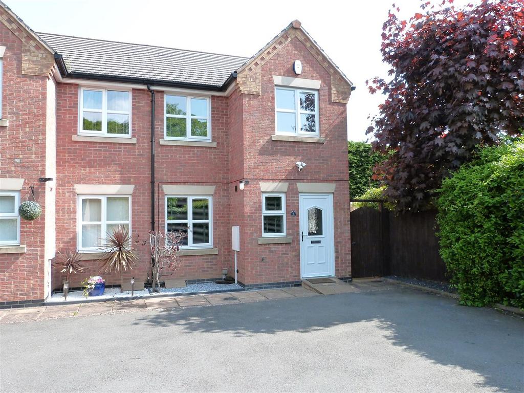 Gamble Close, Syston 2 bed townhouse for sale £225,000