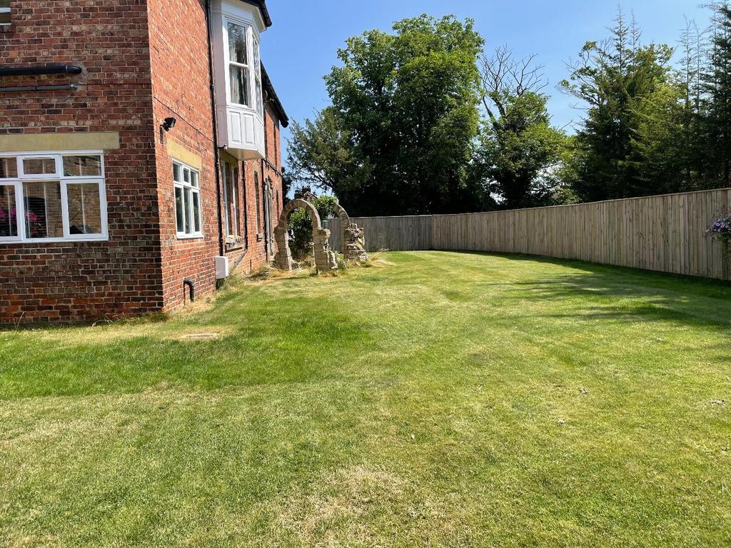 Rear garden