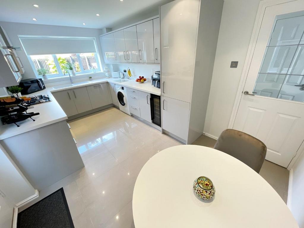 Kitchen diner