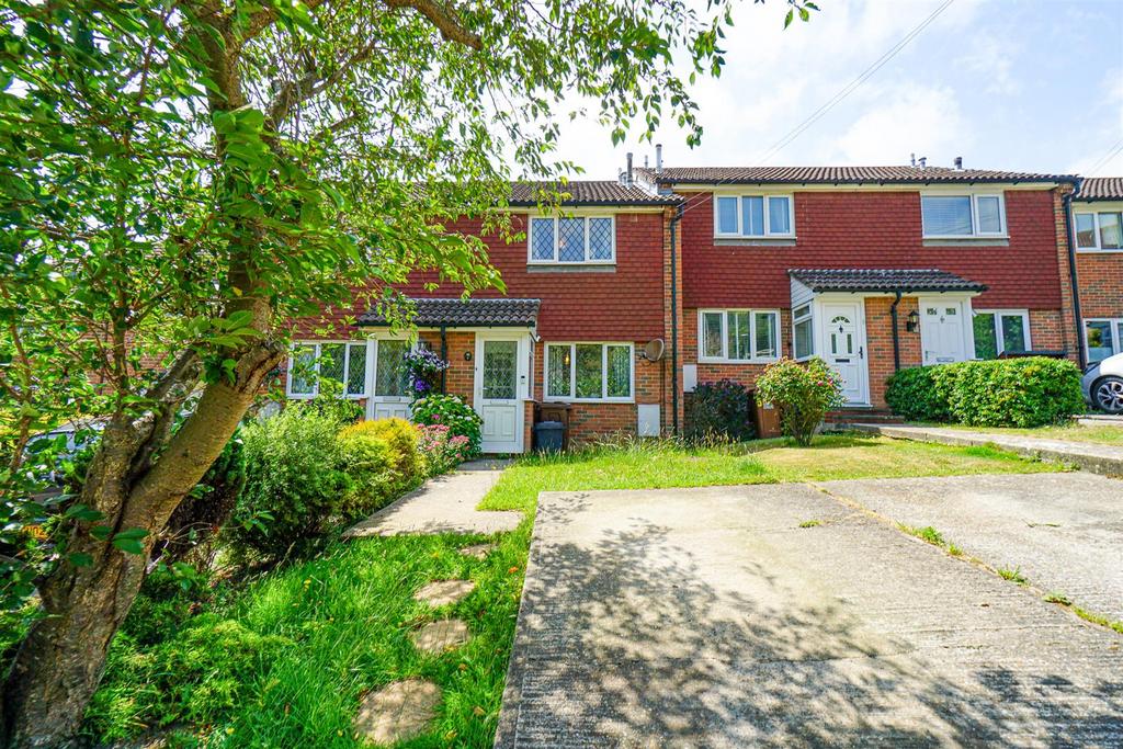 Becket Close, Hastings 2 bed terraced house for sale £265,000