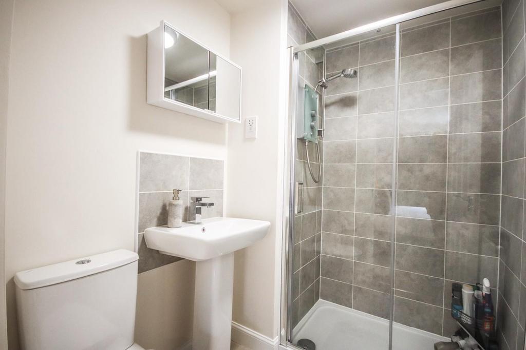 En-Suite Shower Room