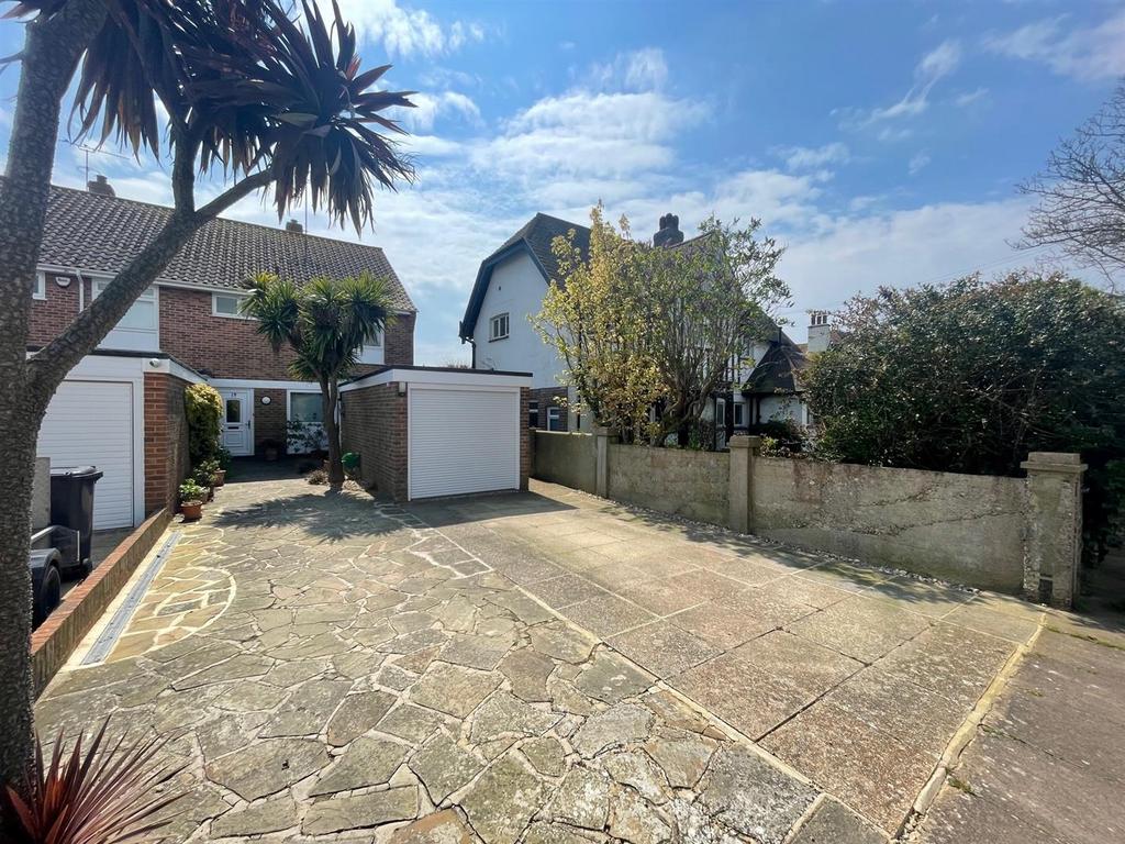 Gerald Road, Worthing 3 bed end of terrace house for sale £500,000