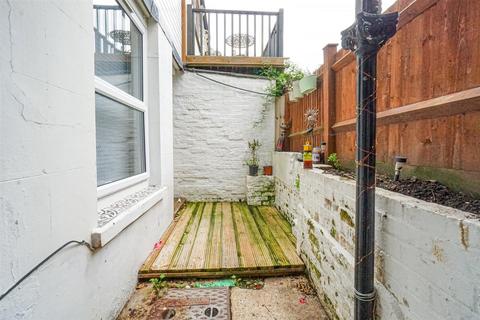 1 bedroom flat for sale, Bohemia Road, St. Leonards-On-Sea