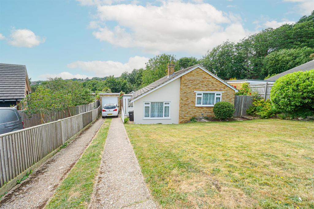 Ledsham Way, St Leonardsonsea 3 bed detached bungalow for sale £385,000