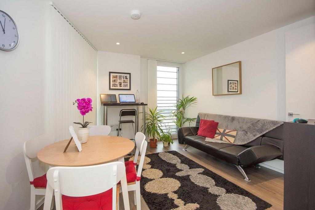Aurora Apartments, Wandsworth SW18 1 bed apartment £1,700 pcm (£392 pw)