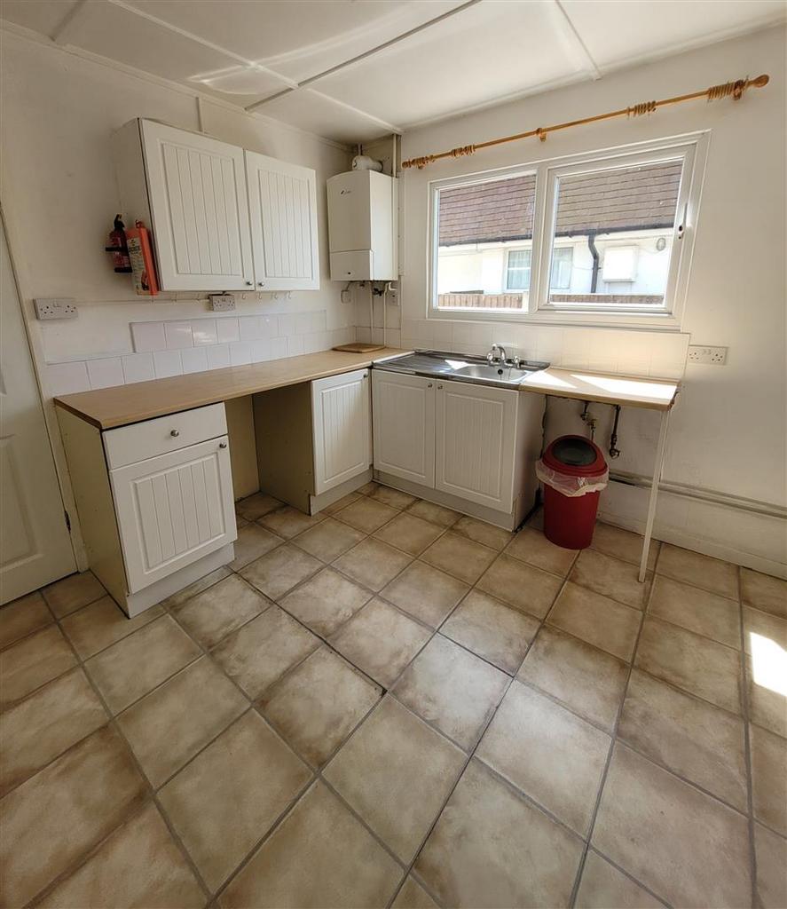 Church Lane, SuttonOnSea, Mablethorpe 2 bed townhouse £600 pcm (£