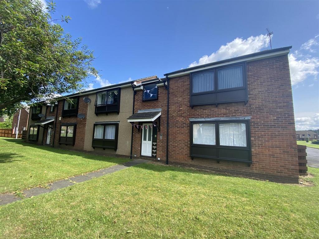 Bradley Close, Ouston, Chester Le Street 1 bed flat for sale £25,000