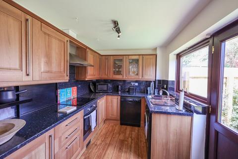 4 Mayfield Close, St Austell, PL25 3PD