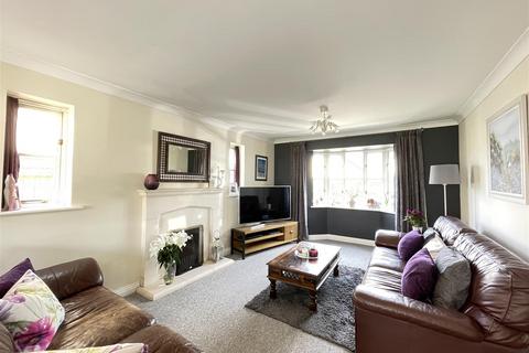 8 Aish Park, Shebbear, Beaworthy, EX21 5QL