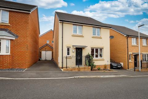 4 bedroom detached house for sale - Picca Close, Cardiff