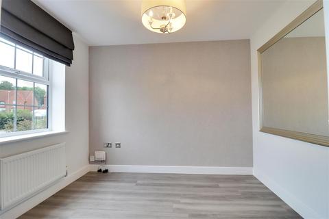 4 Broad Avenue, Hessle, HU13 0FG