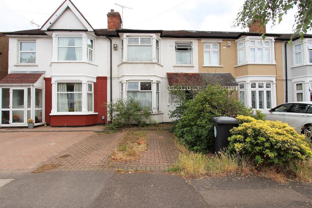 Middleton Avenue, Chingford 3 bed terraced house for sale £450,000