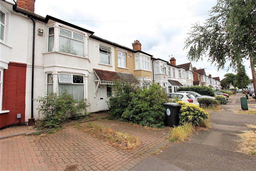 Middleton Avenue, Chingford 3 bed terraced house for sale £450,000