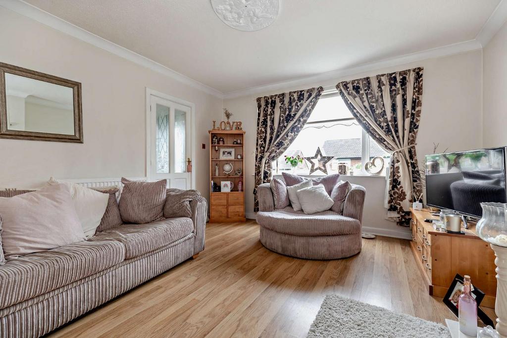 Wainfleet Road, Harrogate, HG1 3ED 3 bed semidetached house for sale