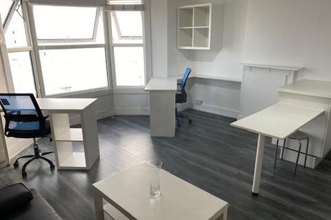 2 bedroom flat to rent, 43a Kings Road, Brighton