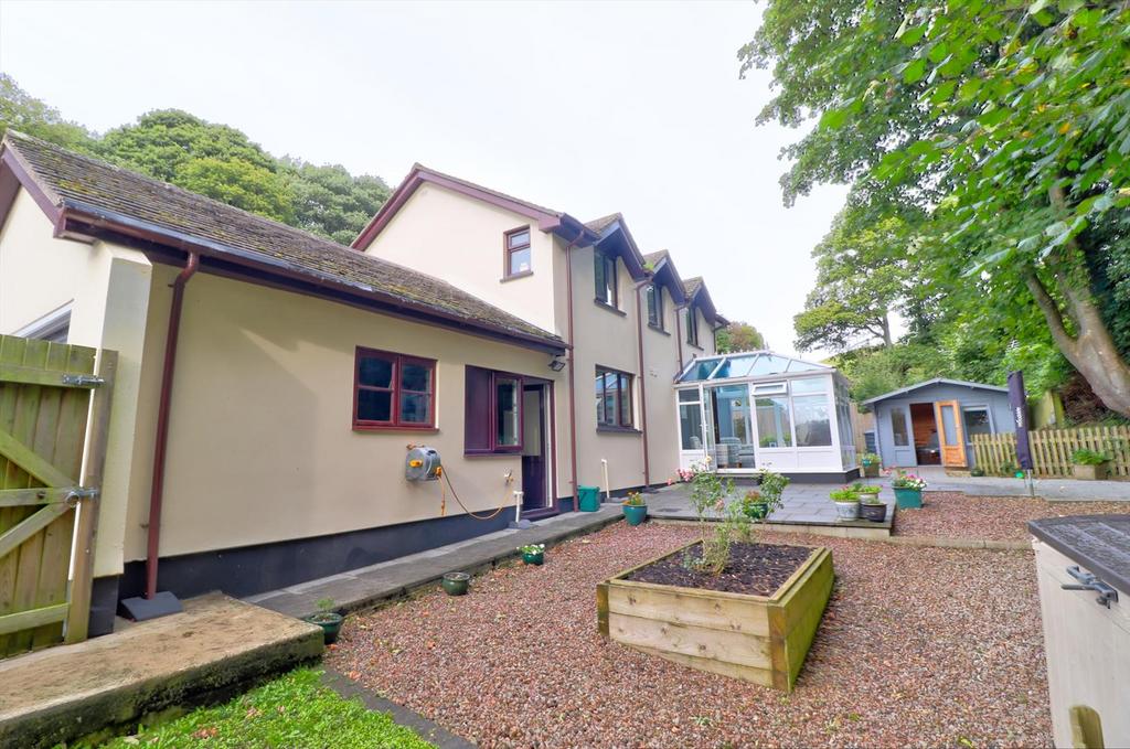 Weare Giffard, Bideford 3 bed detached house for sale £425,000