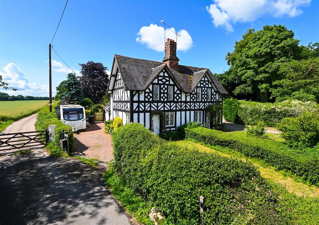 5 Caynton Cottages, Beckbury, Shifnal 2 bed semidetached house for sale £325,000