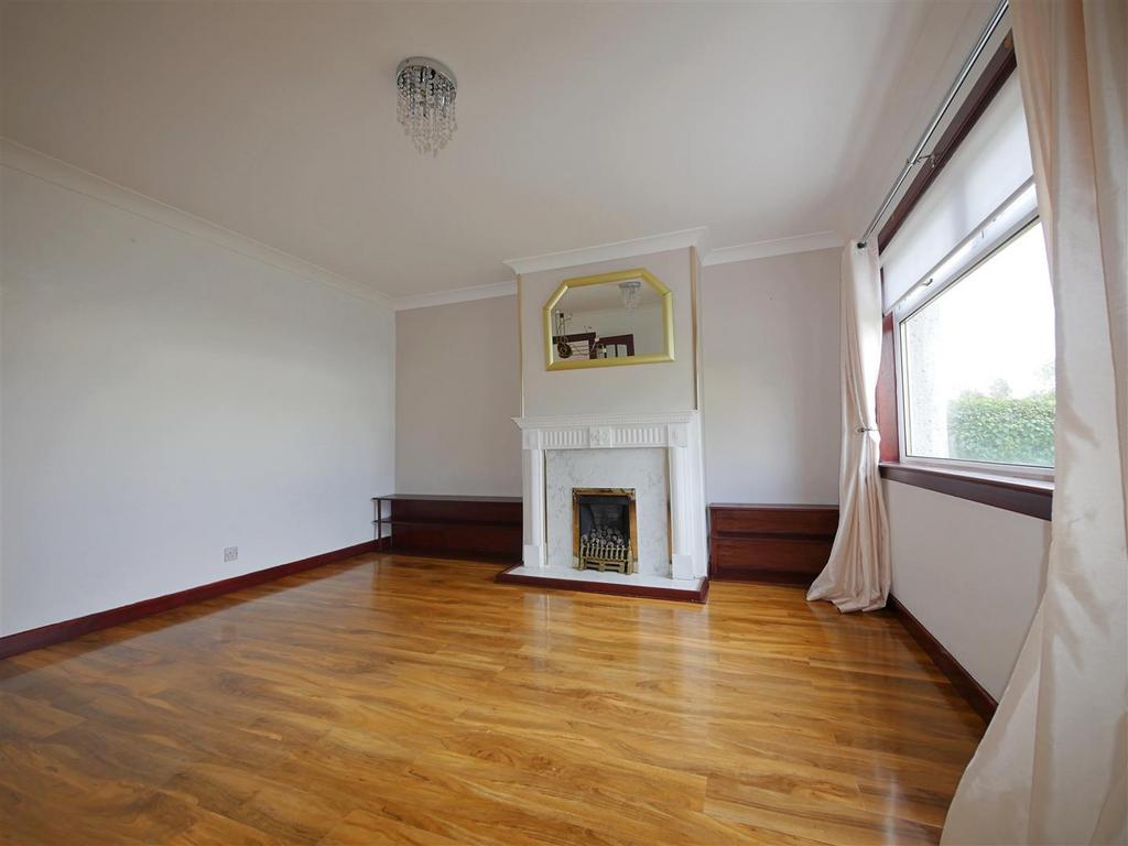 Pentland Road, Chryston, Glasgow 3 bed semidetached house £950 pcm