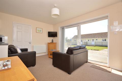 2 bedroom semi-detached bungalow for sale - SALTERNS VILLAGE, SEAVIEW