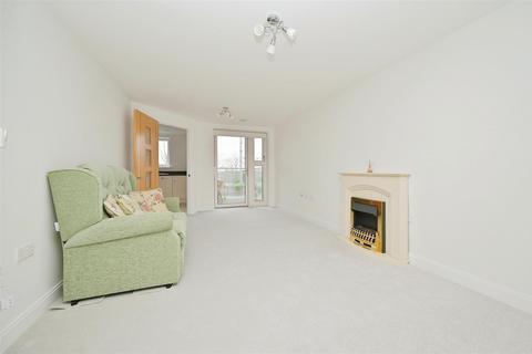 1 bedroom apartment for sale, Eleanor House, London Road, St. Albans . AL1 1NR