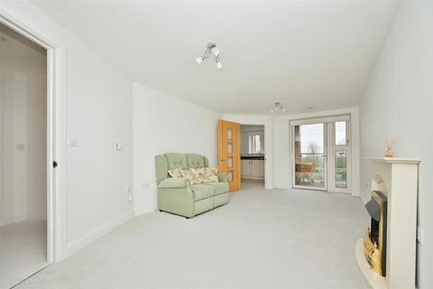 1 bedroom apartment for sale, Eleanor House, London Road, St. Albans . AL1 1NR