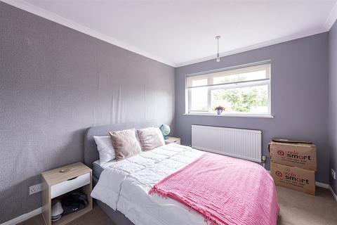 3 Barrons Row, Harpenden, AL5 1SD