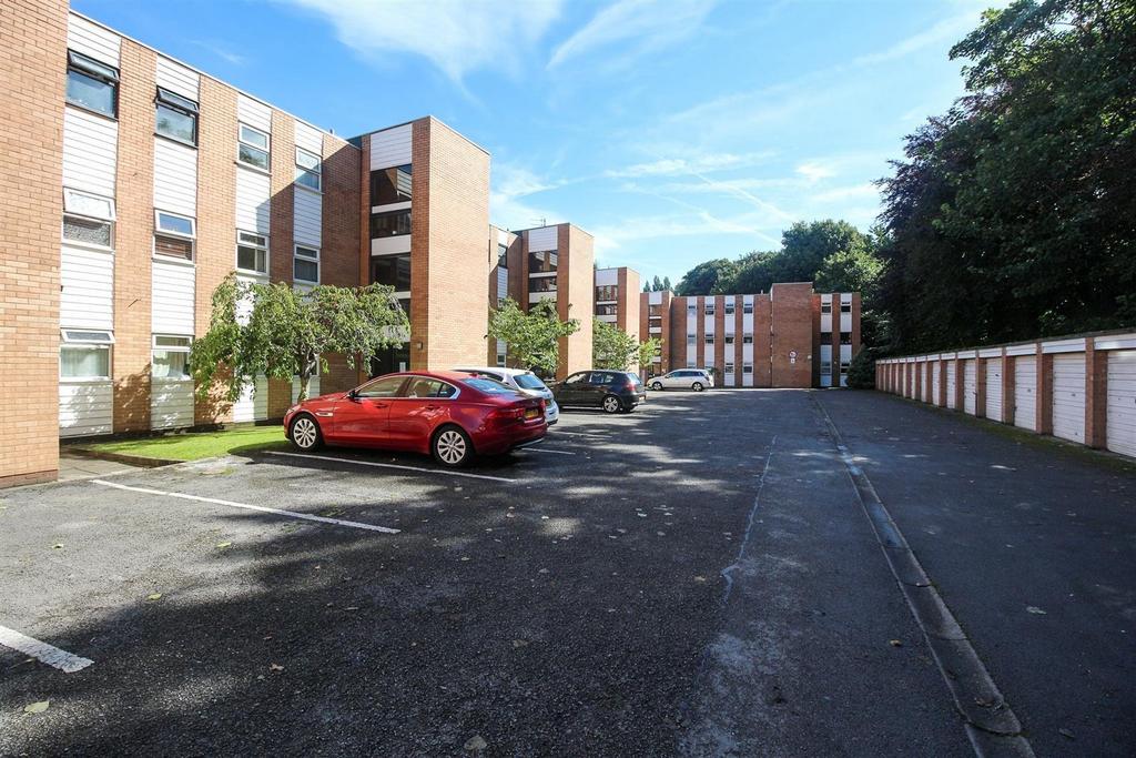 Harwood Court - Frontshot.jpg