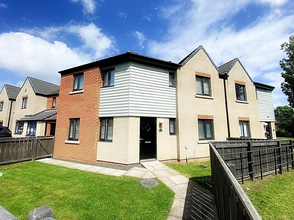 Langley Place, Walkerdene 3 bed semidetached house for sale £179,950