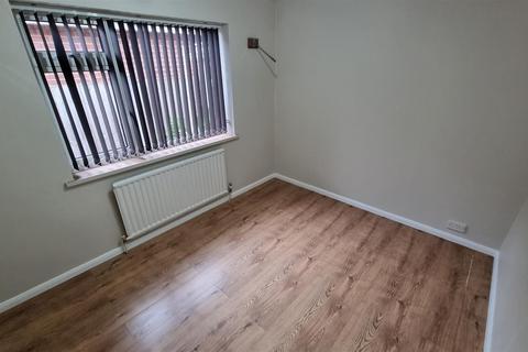 25 Chantry Close, Hollywood, Birmingham, B47 5LU