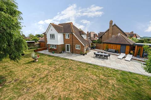 4 bedroom detached house for sale, Doves Croft, Tunstall, Sittingbourne, Kent, ME9