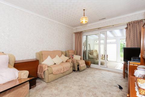 24 Chartwell Close, London, SE9 3UQ