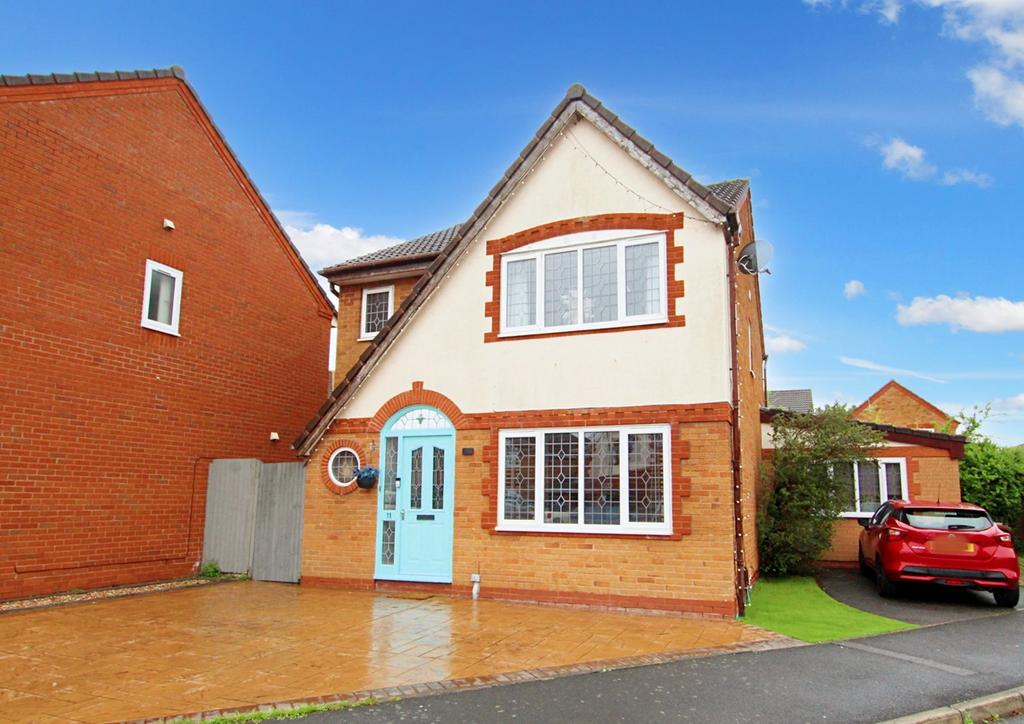 Sawyer Drive, AshtoninMakerfield, Wigan, WN4 3 bed detached house for