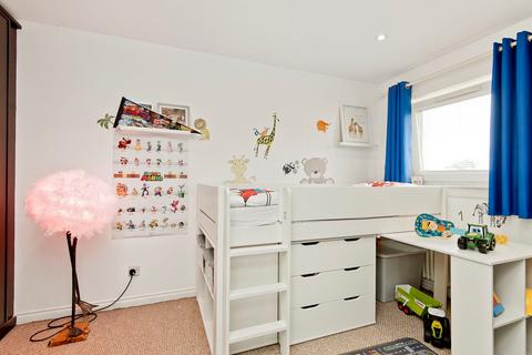 9 Cuillin Terrace, Inchture, Perth, PH14 9RZ